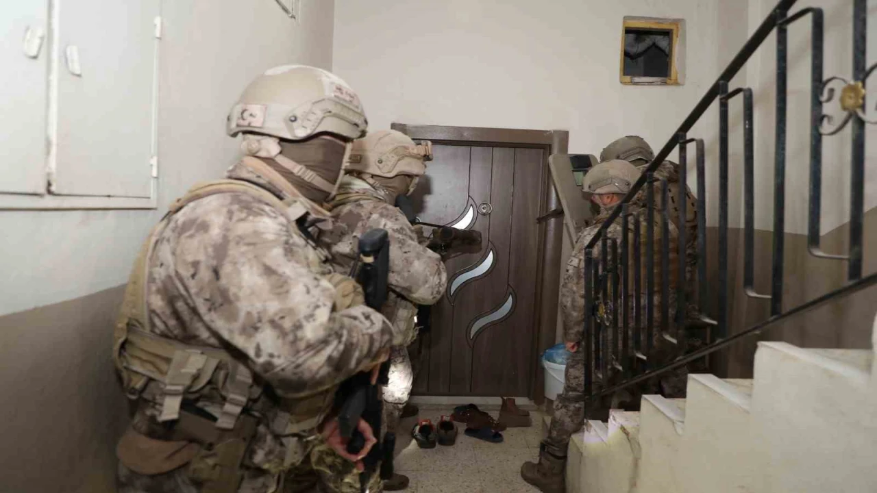 Mersinde tefeci operasyonu: 7 tutuklama