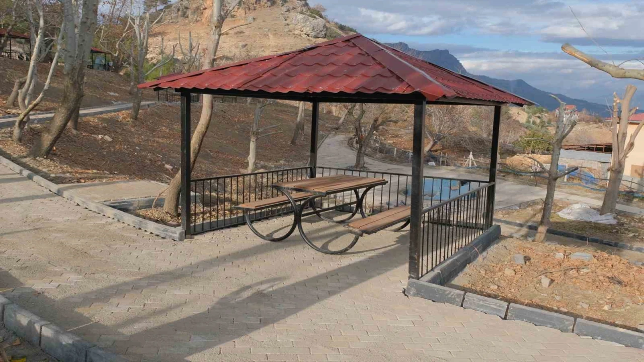 Onikişubat Belediyesinden yeni bir dönüşüm hamlesi: Döngele Çağşak Parkı yenileniyor