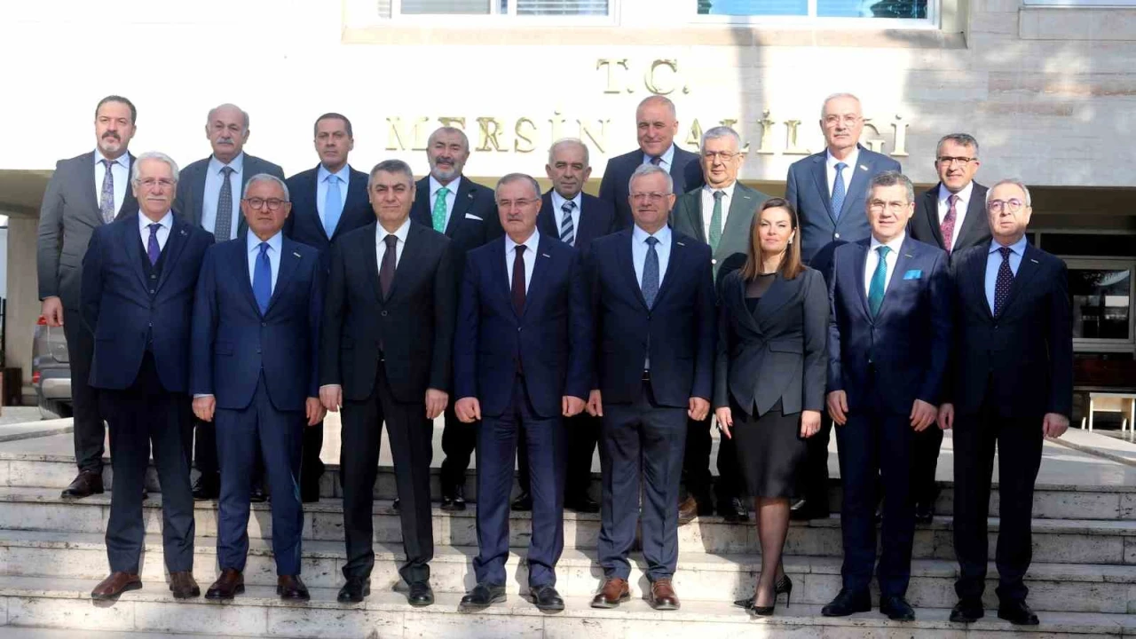 OSBÜK Yönetimi Mersinde toplandı