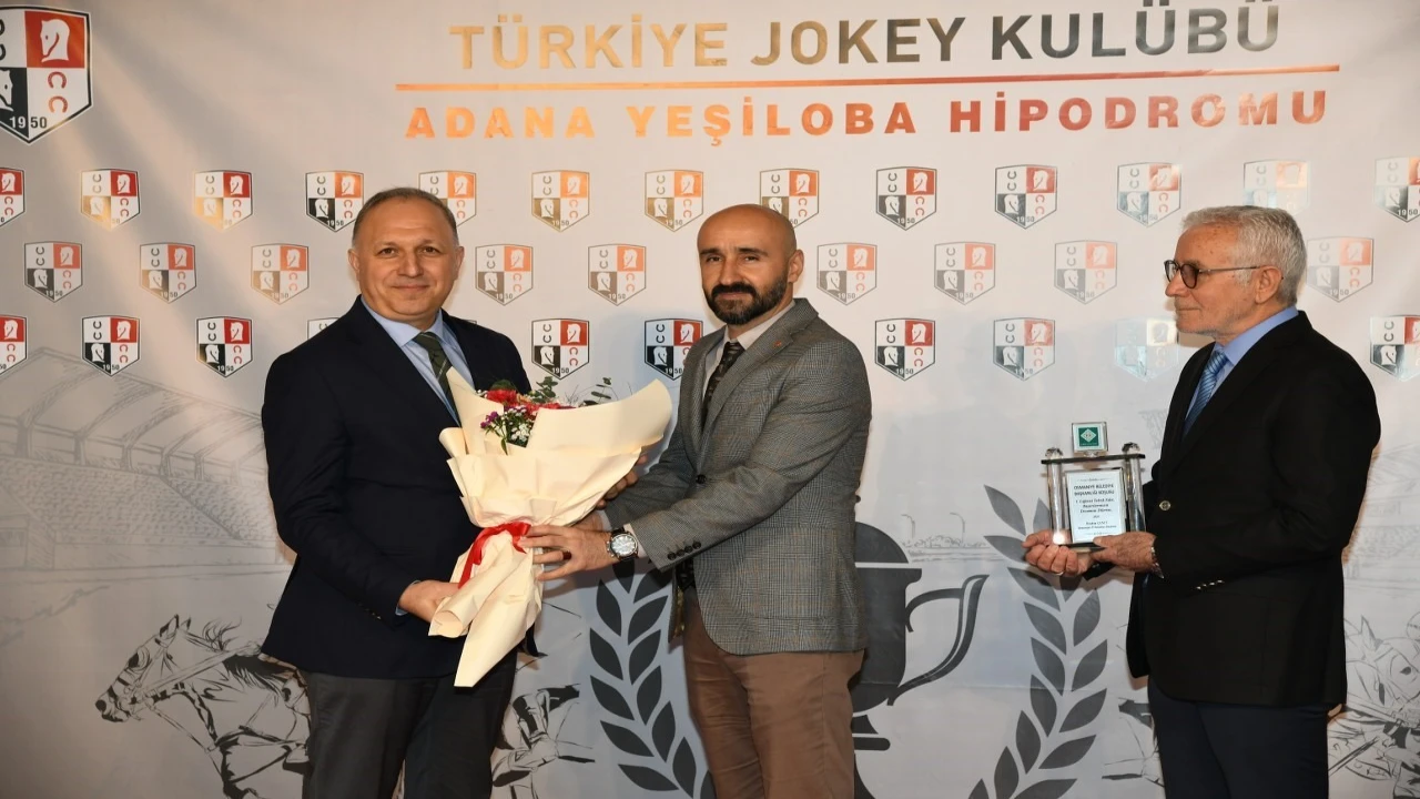 Osmaniye Belediye Başkanlığı Koşusunu ‘Silent Lightning kazandı