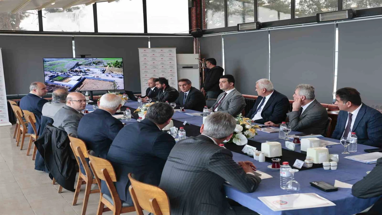 Vali Köşger: Seyhan Baraj Gölü çevresi ve diğer alanlarda toplamda 135 işgali yıktık