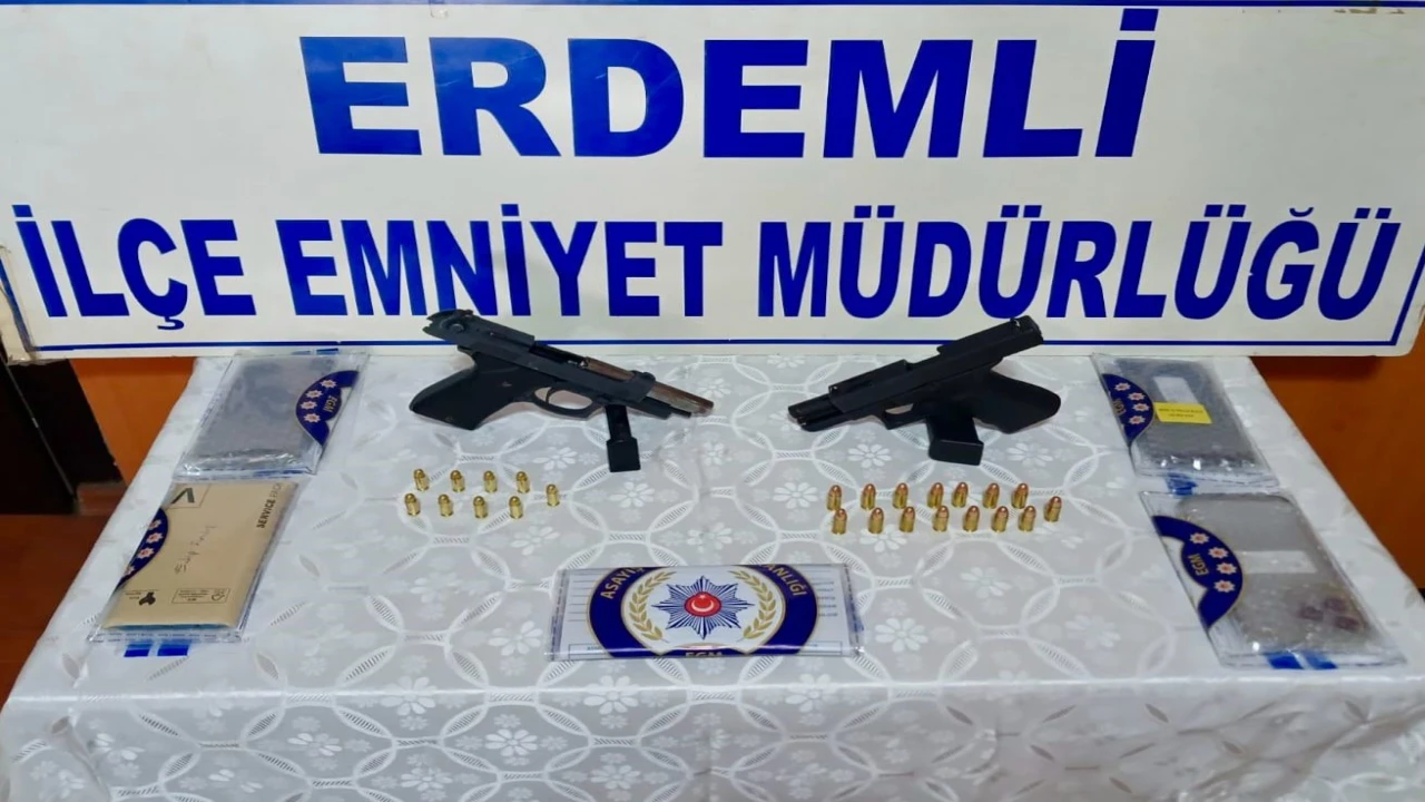 500 bin TL almaya geldiler polise yakalandılar: 5 tutuklama