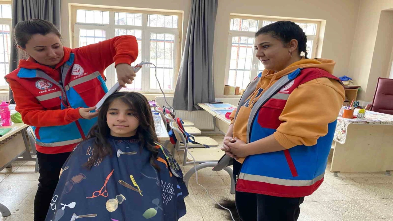 Adanada çocuklara bayram sürprizi