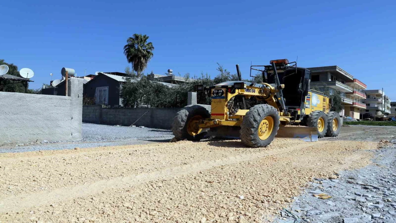 Akdenizde imarlı yeni yollar açılıyor