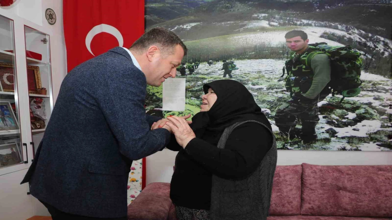 Alanyada şehit ve gazi ailelerine bayram ziyareti