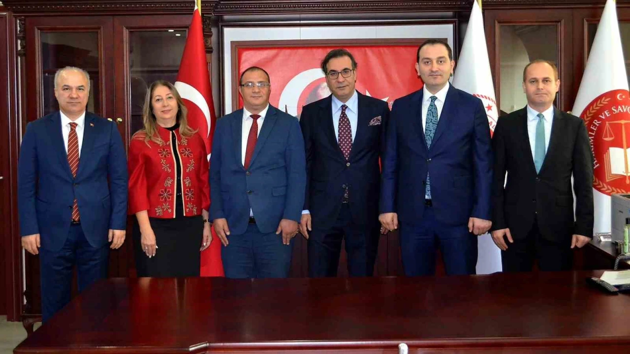 Antalya Adliyesinde devir teslim