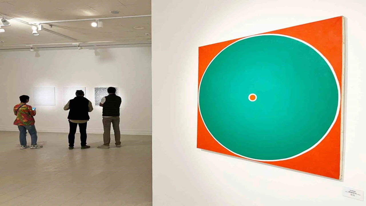 Antalya Kültür Sanatta Hesaplar ve Tesadüfler Sergisi kapılarını açtı