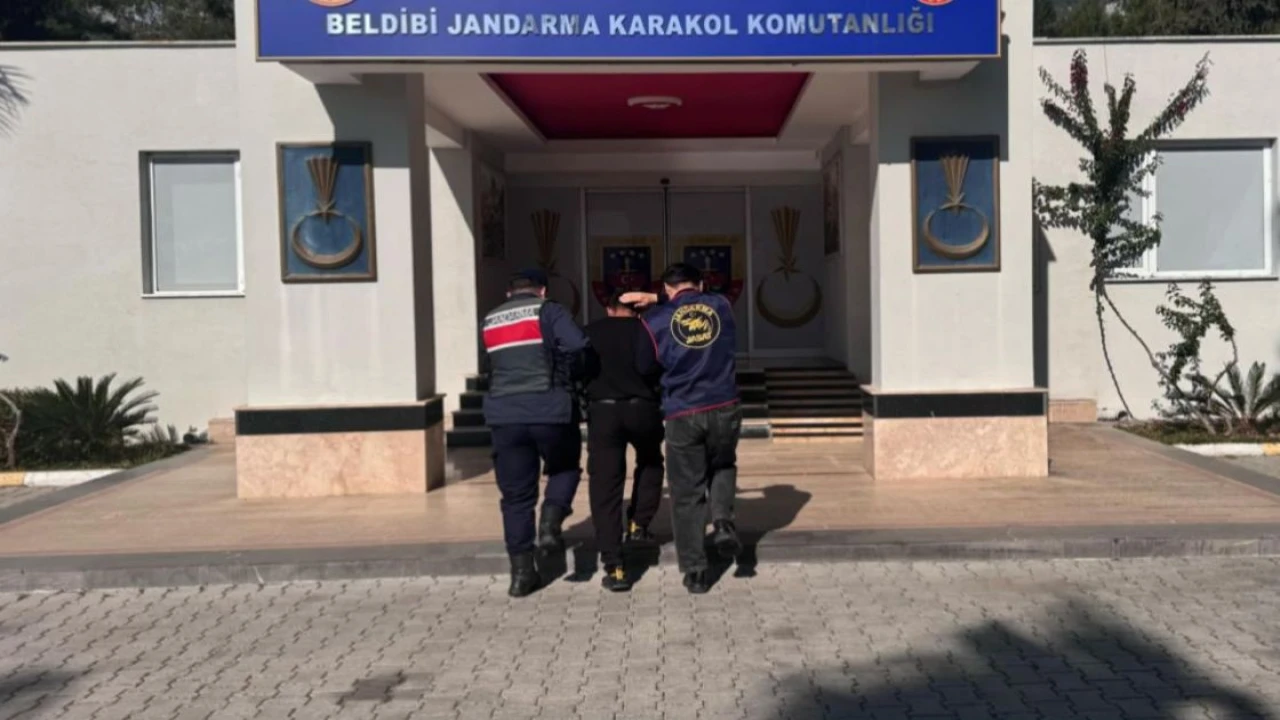 Antalyada aranan 214 şahıs yakalandı