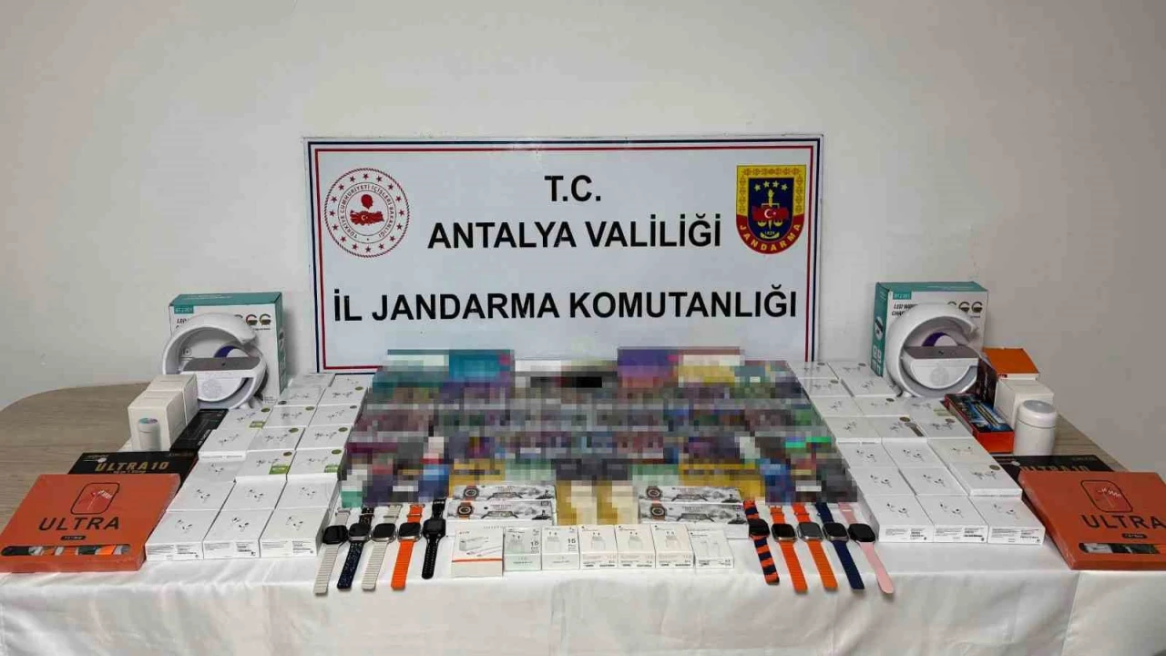 Antalyada jandarmadan kaçak tütün operasyonu