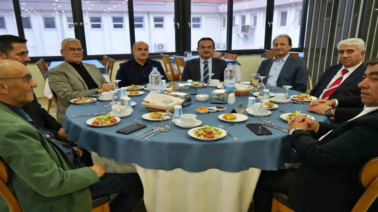 Antalyadaki Çorumlular iftar programında buluştu