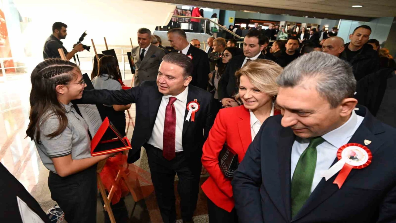 Atatürkün Antalyaya gelişinin 95. yılı kutlandı