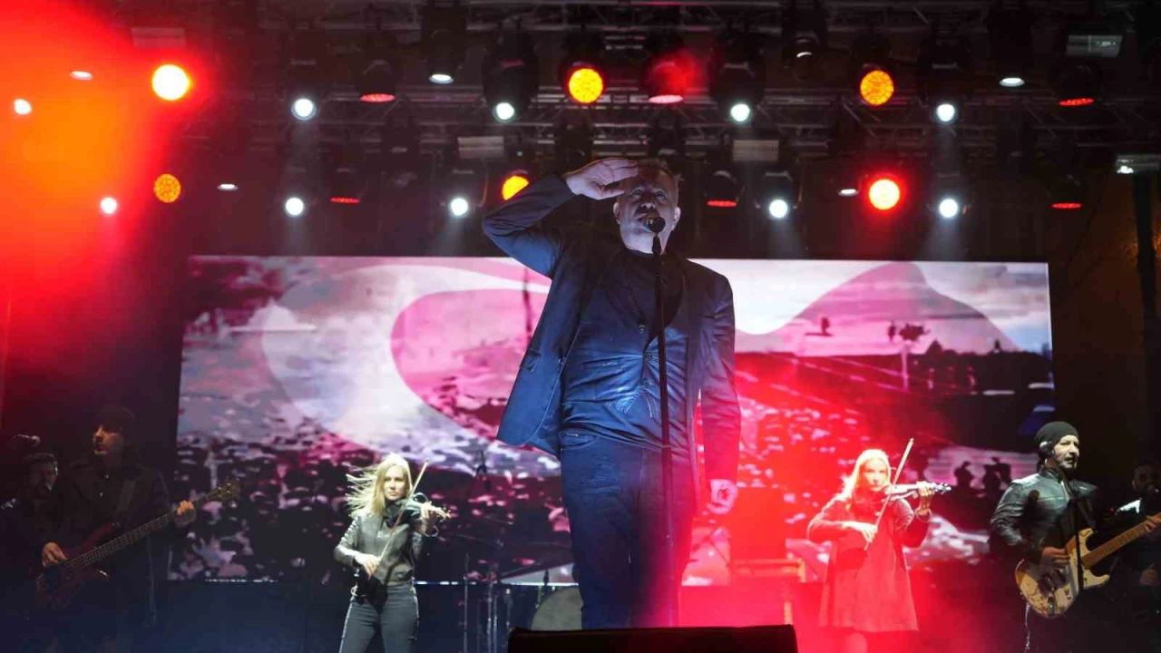 Atatürkün Burdura gelişinin 95inci yıl dönümünde Haluk Levent rüzgarı esti