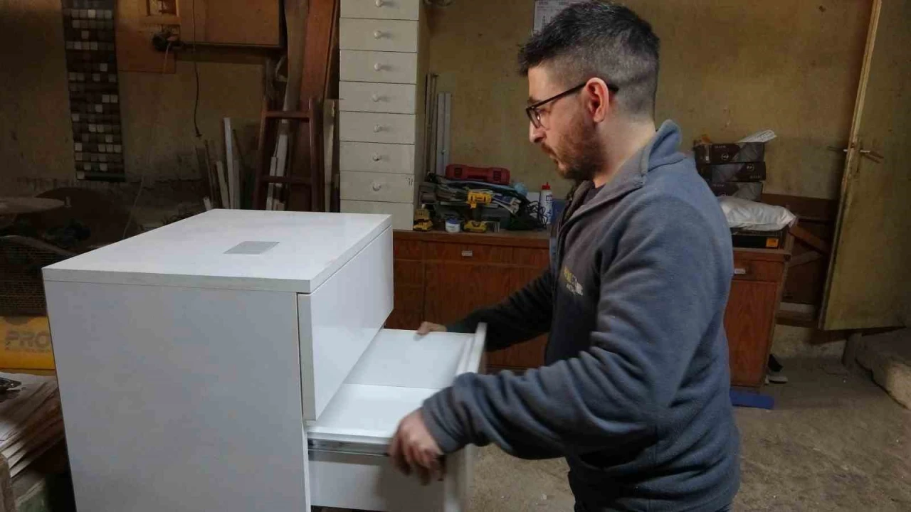 Birikimini evinde saklayan onu arayıp buluyor