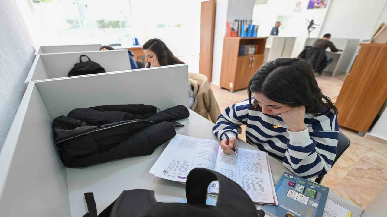 Bozyazıya okuma salonu açıldı