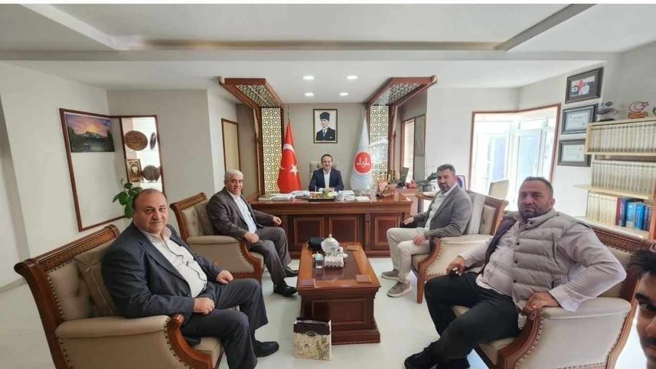 Çorumlu İş İnsanları Platformundan Antalya Müftüsü Yalçınkayaya ziyaret