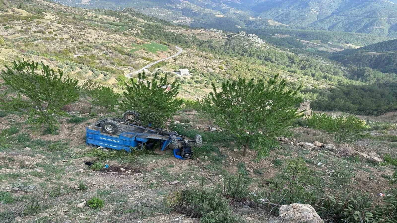 Gazipaşada patpat kazası: 1 ölü, 1 yaralı