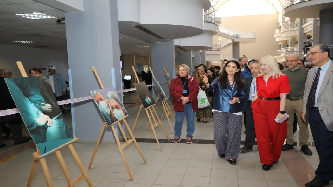 ‘Hekim Gözüyle fotoğraf sergisi açıldı