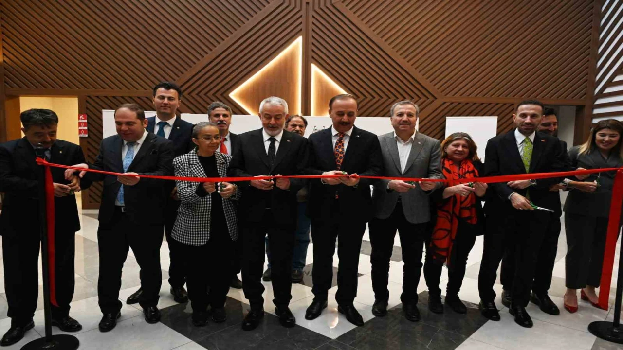 Isparta geleneksel el sanatları festivali başladı