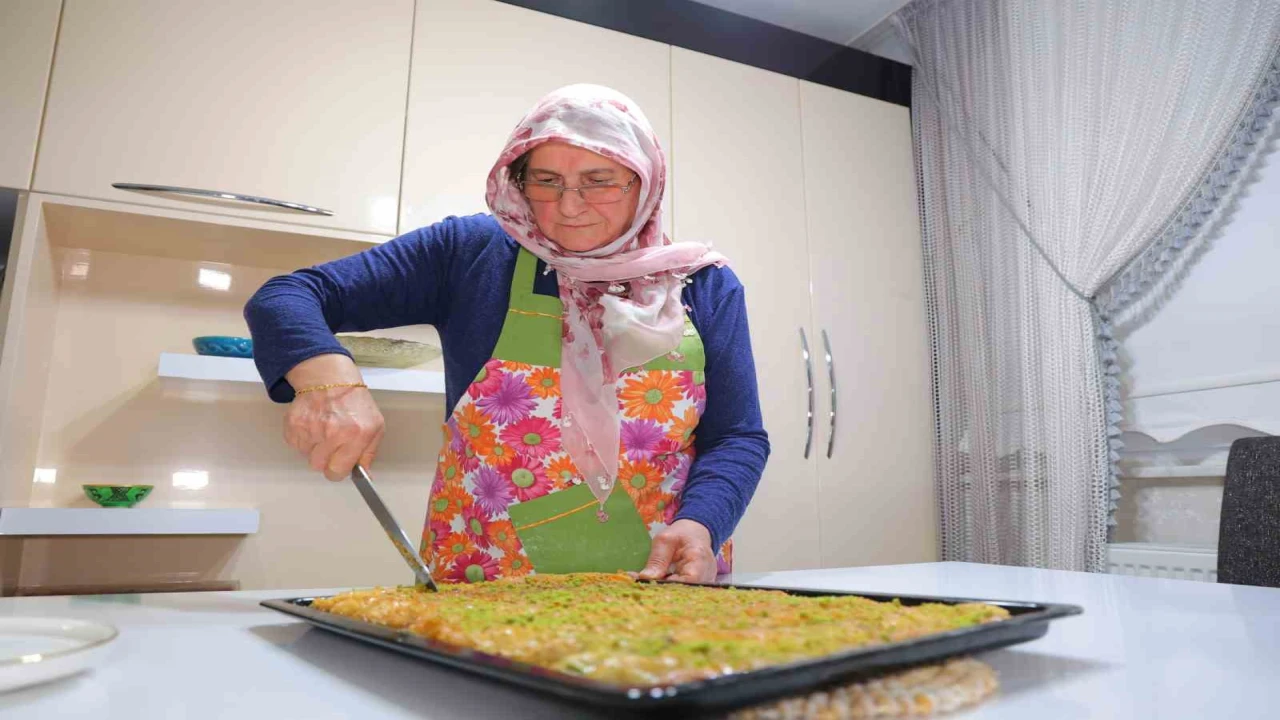 Kahramanmaraşın bayram tatlısı: Kıvrım