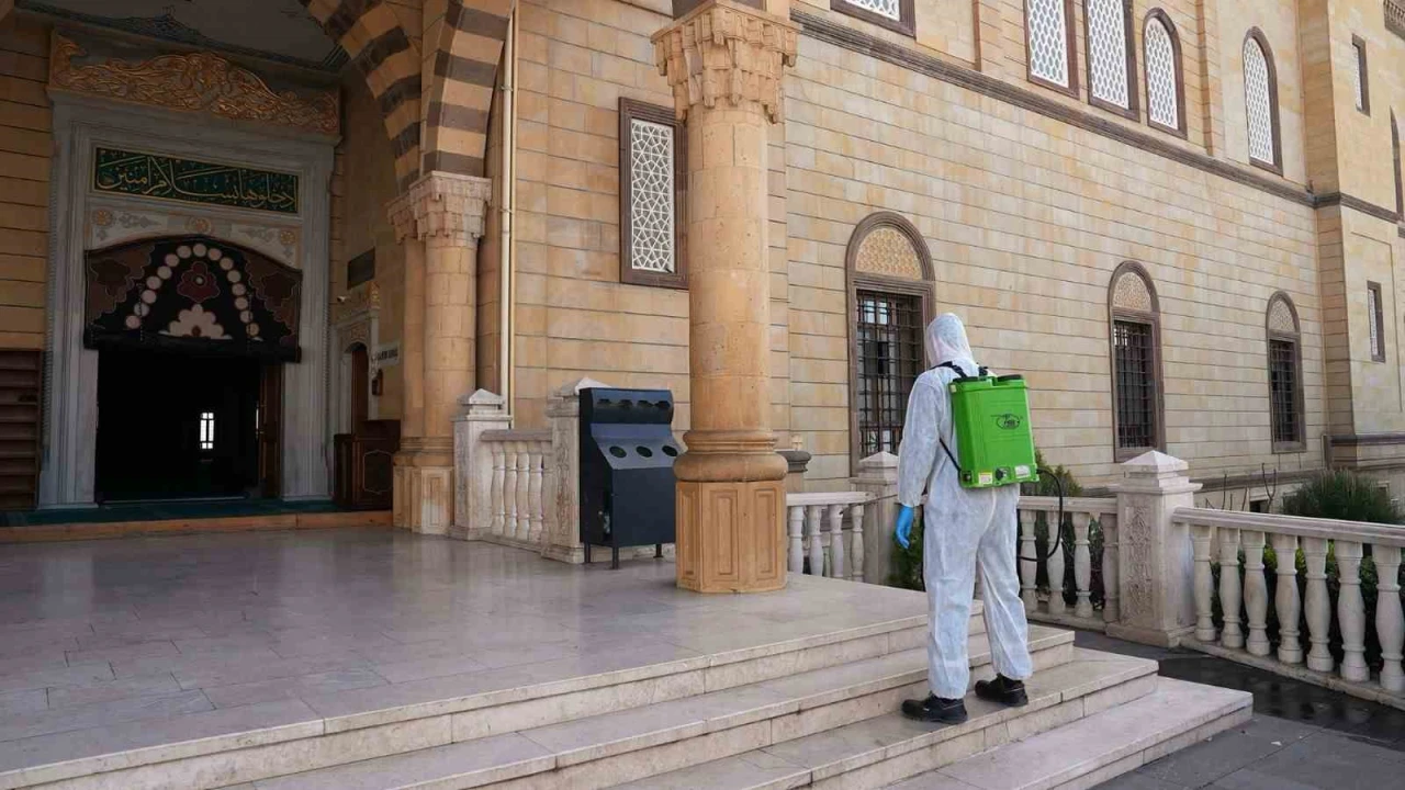 Kahramanmaraşta ortak alanlarda dezenfeksiyon seferberliği