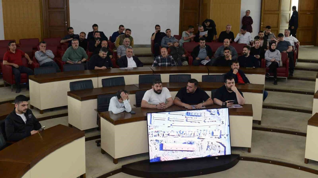 Kahramanmaraşta rezerv alandaki esnaflar yeni noktalara taşınıyor