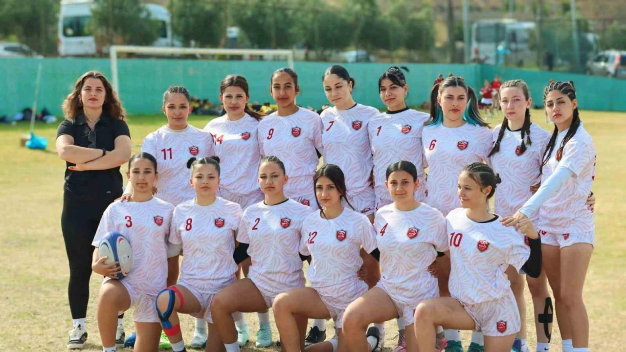 Kepezin ragbicileri en üst ligde