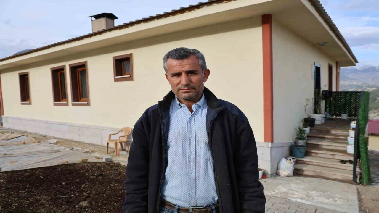Köy evlerine kavuşan depremzedeler: İlk bayramımızı yeni yuvalarımızda geçireceğiz