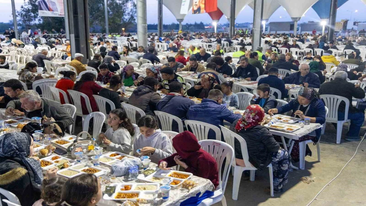 Manavgat Belediyesi, Kadir Gecesinde gönülleri buluşturdu