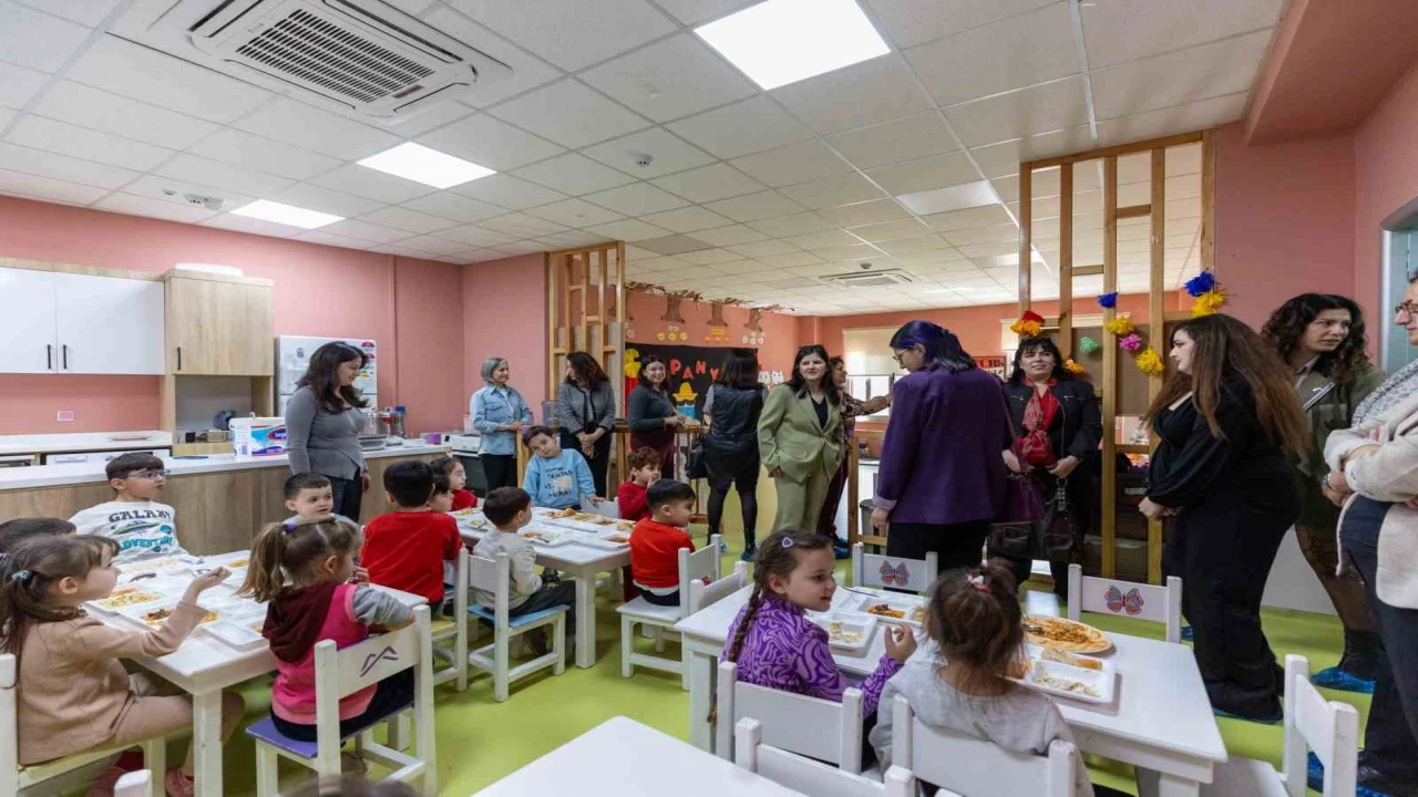 Mersin Büyükşehir Belediyesinin sosyal projelerine tam not