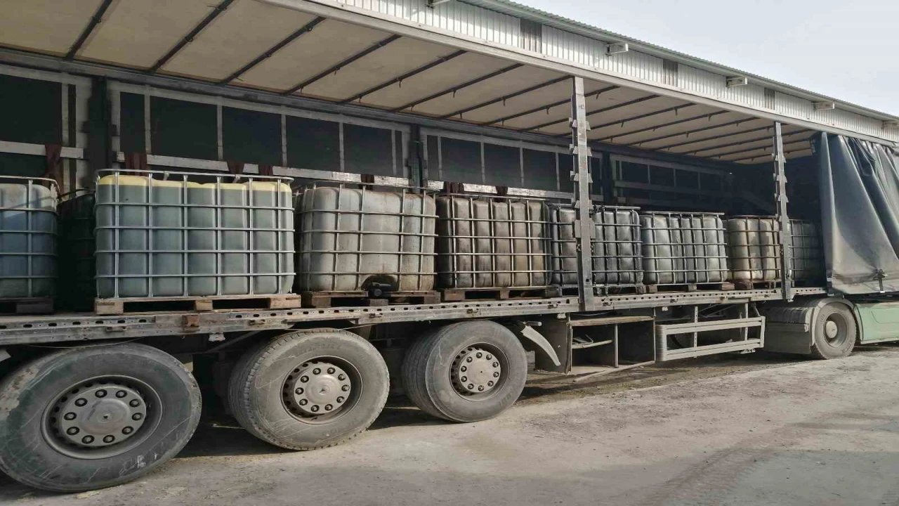 Mersinde 36 bin litre kaçak akaryakıt ele geçirildi, 6 şüpheli tutuklandı
