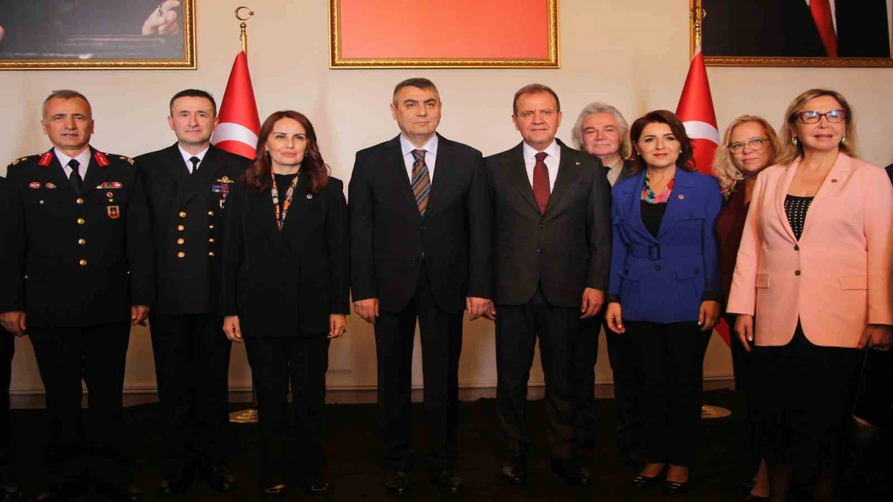 Mersinde bayramlaşma programı gerçekleşti