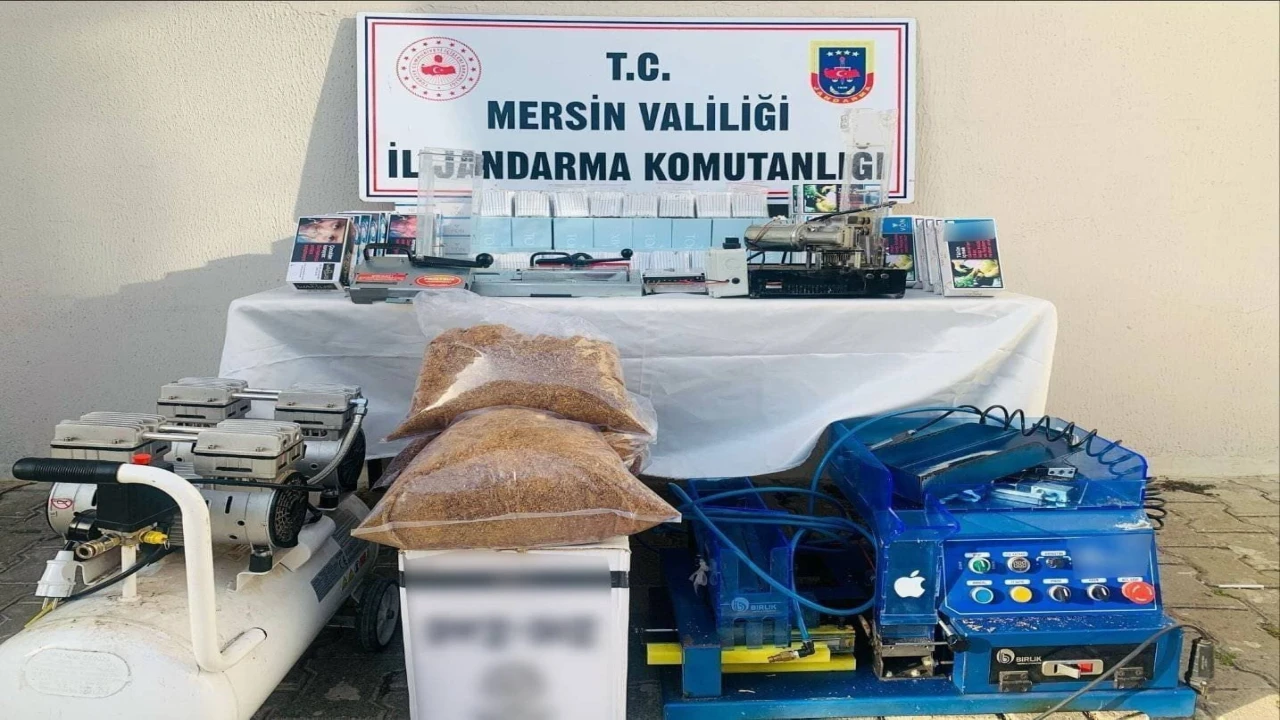 Mersinde kaçak sigara üreten 3 şüpheli yakalandı