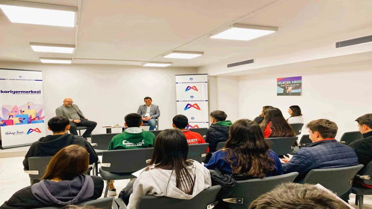 Mersinde öğrenciler geleceğin mesleklerini tanıyor