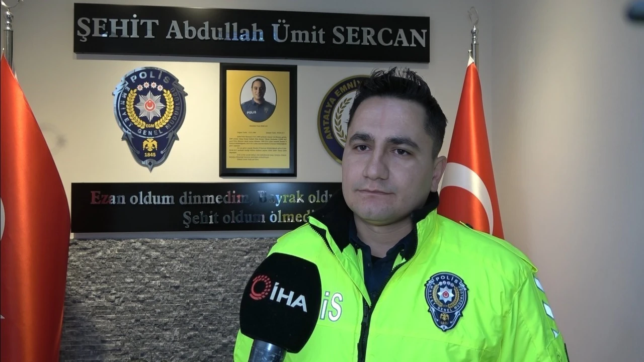 Öğretmene verdiği nasihatle içleri yakan polis memuru: Onun sayesinde eşime ve çocuğuma binlerce dua geldi