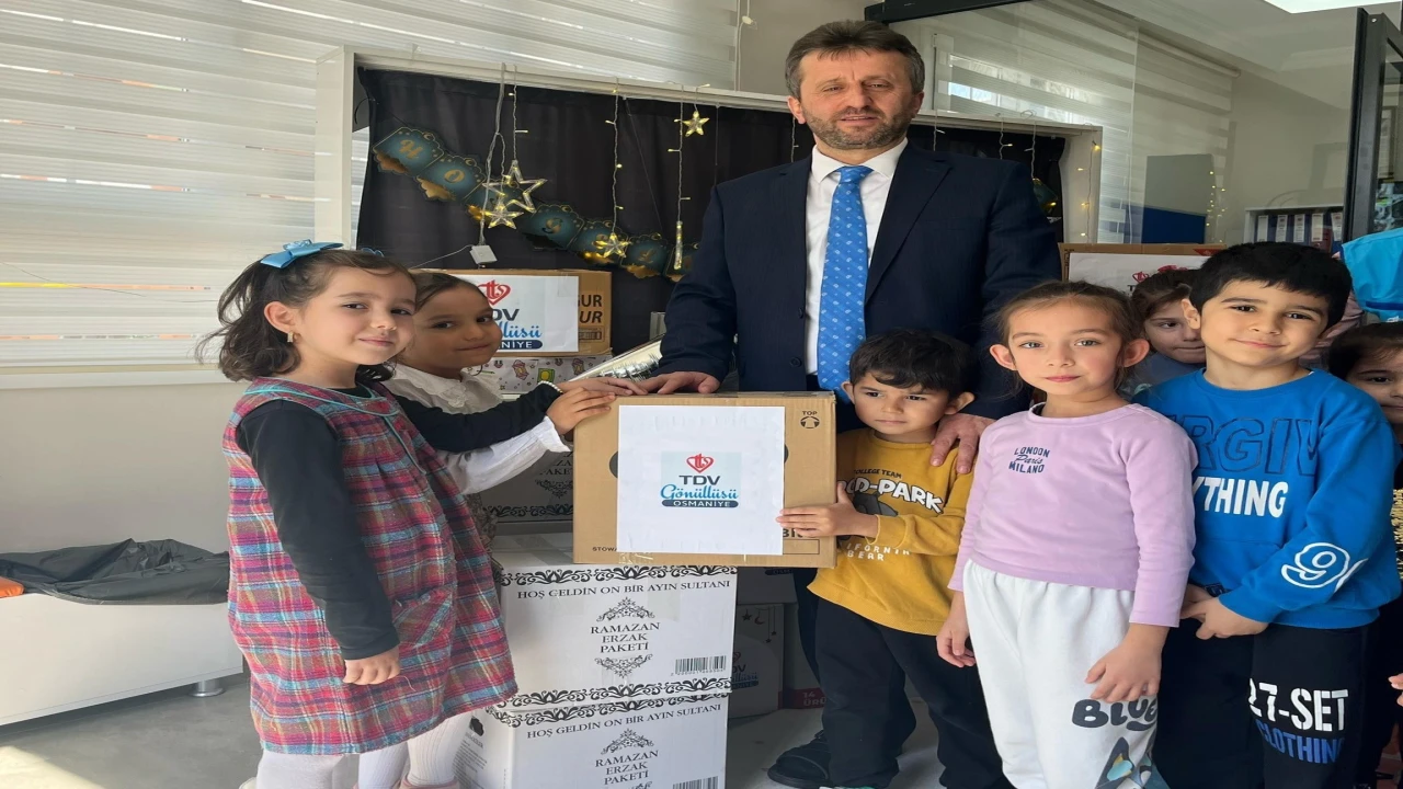 Osmaniyede minik yürekler Ramazan kolisi hazırladı