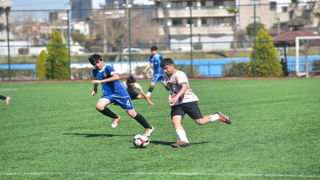 Osmaniyede okullar arası Yıldız Erkekler Futbol turnuvası sona erdi