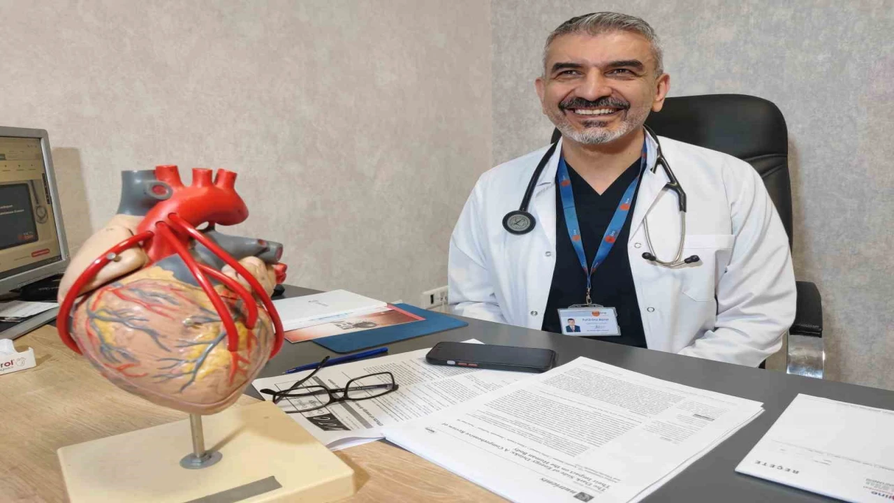 Prof. Dr. Akpınar: Kalp ritim bozukluğu olanlar enerji içeceği içtiğinde aniden ölebilir