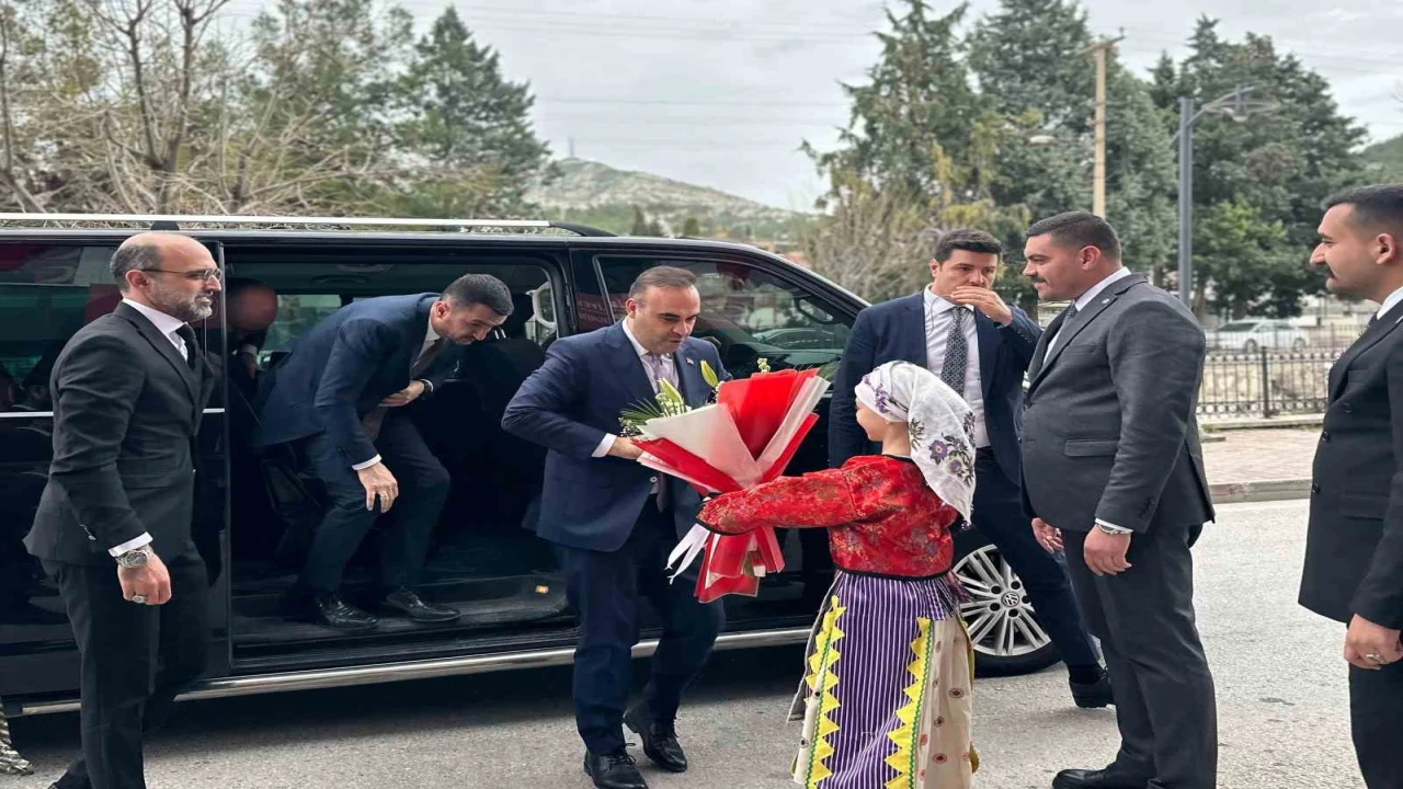 Sanayi ve Teknoloji Bakanı Kacır: Türkiye, küresel pazarın yüzde 68ini kontrol ediyor