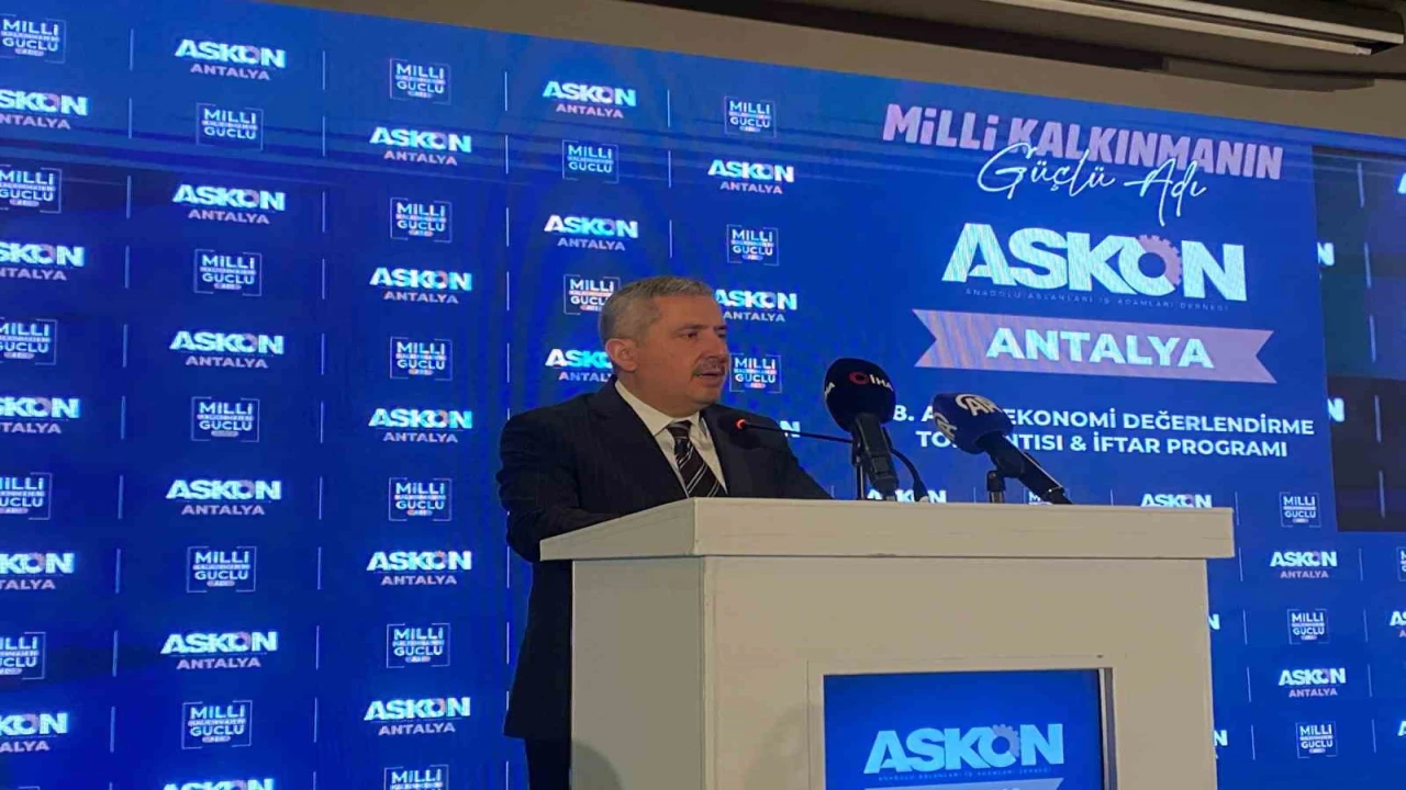 Ticaret Bakan Yardımcısı Mahmut Gürcan: Gıda ve alkolsüz içeceklerde yıllık enflasyon bir önceki aya göre 6,7 puan geriledi