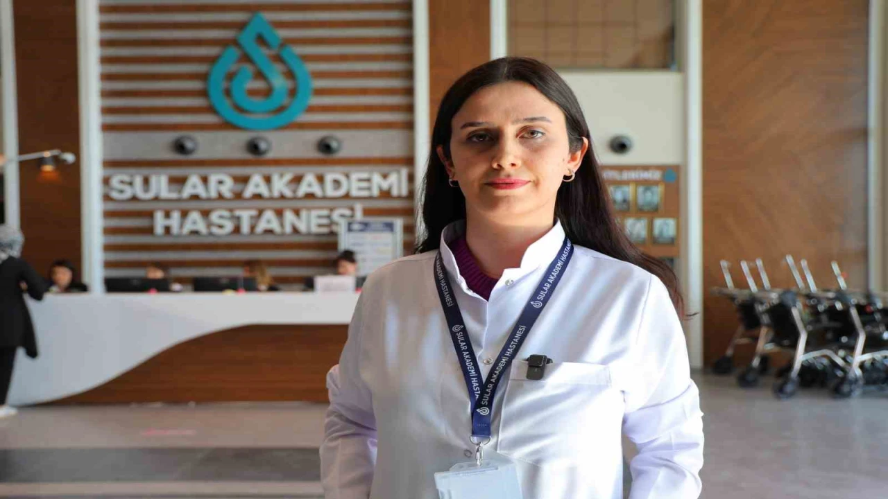 Uzmanından gebelere uyarı: En az günde iki buçuk üç litre su tüketilsin