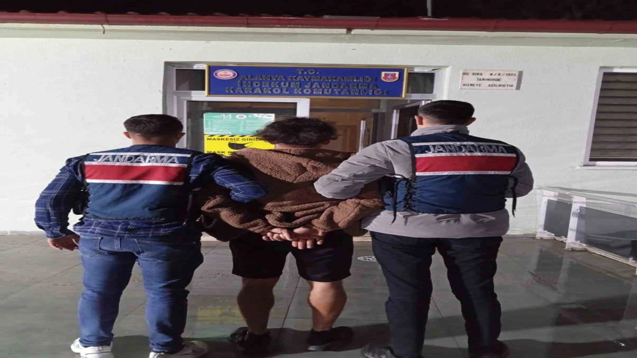 15 farklı suçtan aranan firari jandarmanın operasyonuyla yakalandı