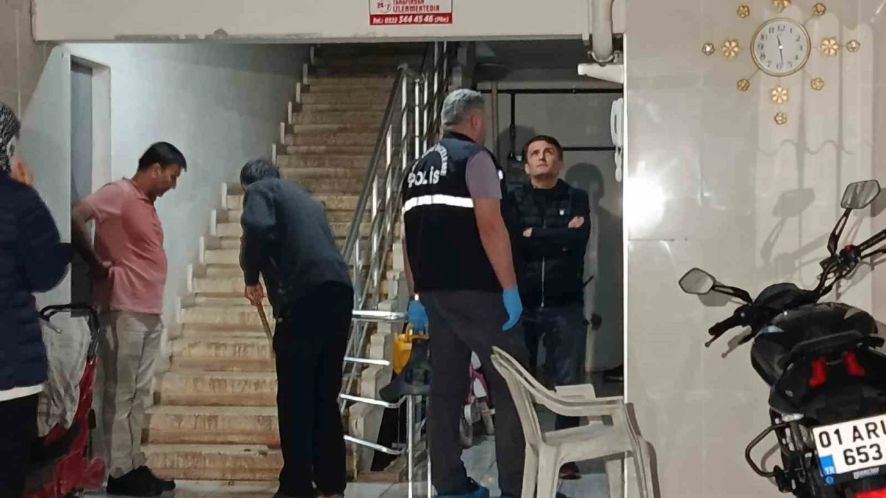 Adanada apartman dairesinde yangın: 1 kişi ölü bulundu