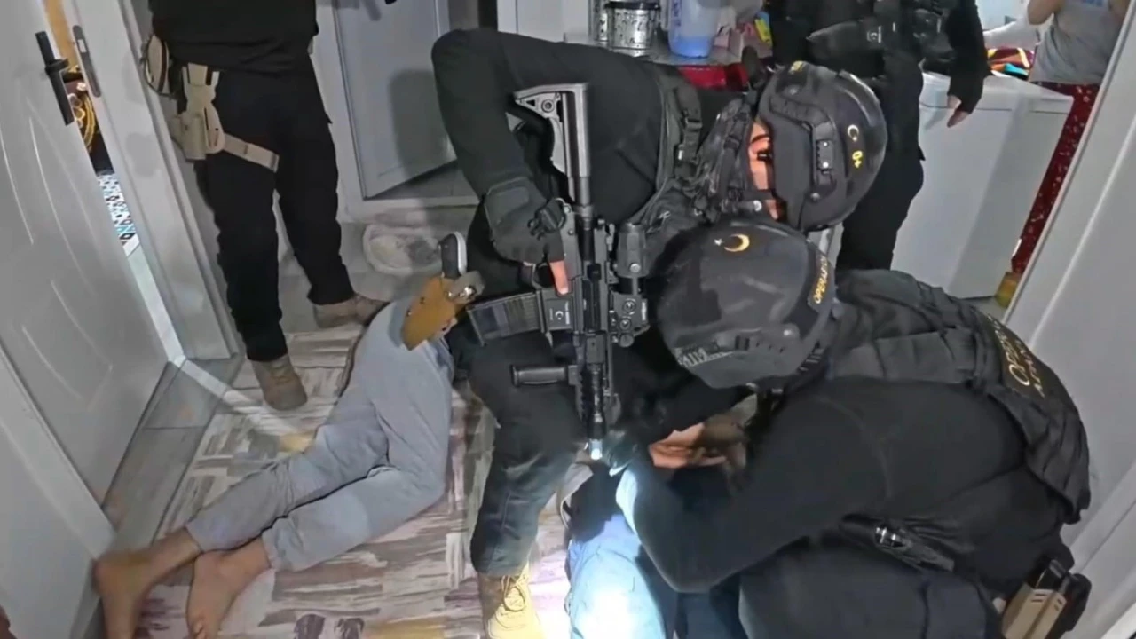 Adanadaki DEAŞ operasyonu: 6 şüpheli adli kontrol şartı ile bırakıldı