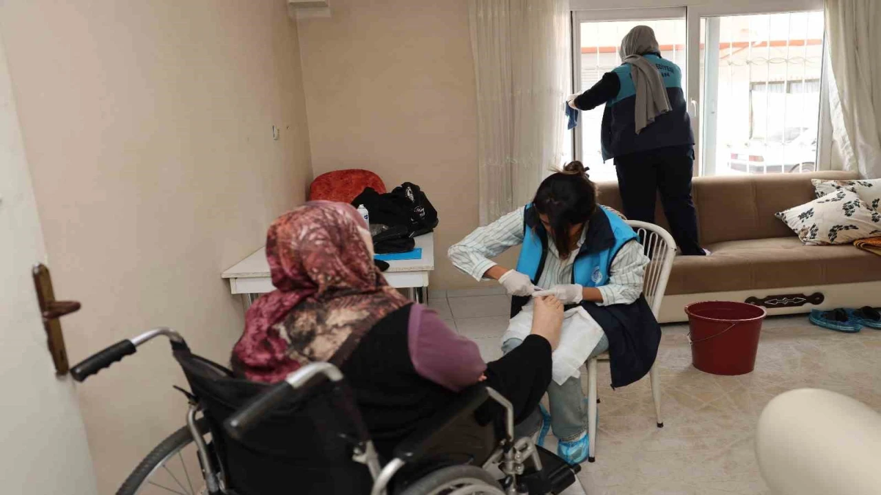 Akdeniz Belediyesi hizmetleriyle gönüllere dokunuyor