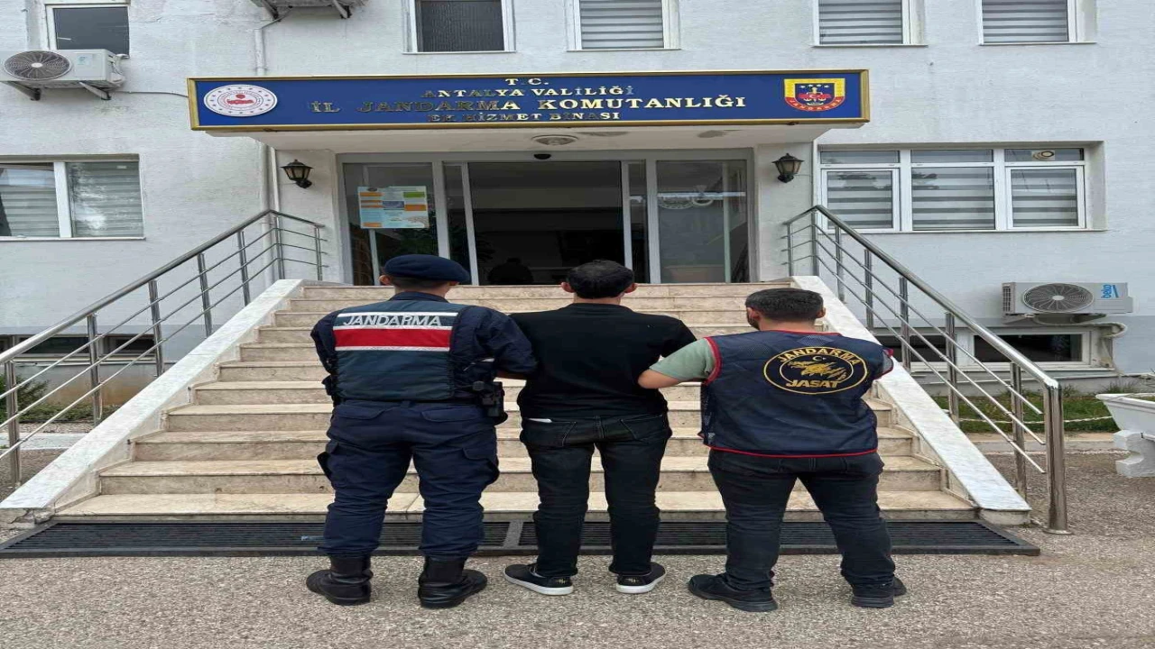 Antalyada aranan 279 kişi yakalandı
