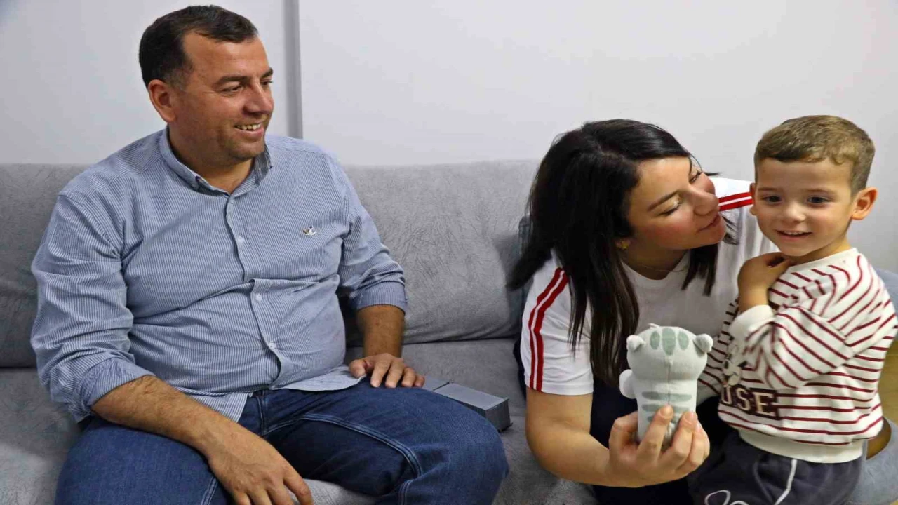 Antalyada kreş servisinde kaybolan 3 yaşındaki çocuk 8 saat sonra parkta bulundu