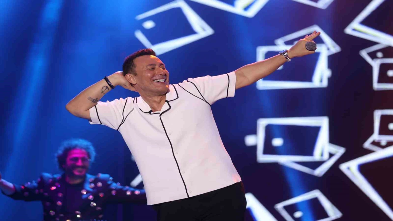 Antalyada Mustafa Sandal rüzgarı esti