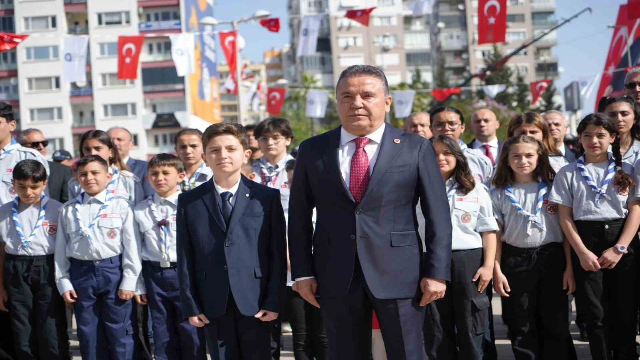 Antalyanın çocuk başkanından dünya çocuklarına barış çağrısı