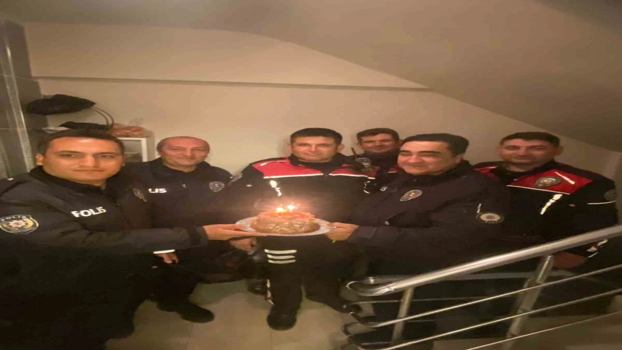 Burdurda kavga ihbarına giden polis ekiplerine tatlı sürpriz