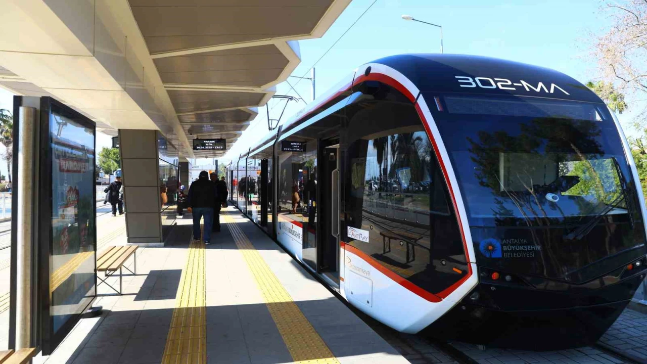 Büyükşehire ait toplu ulaşım araçları 1 Mayısta ücretsiz